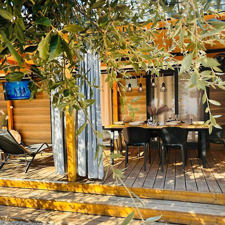 Mobile Home Peponi Del Mar, Brand New Биоград на Мору Екстериор снимка