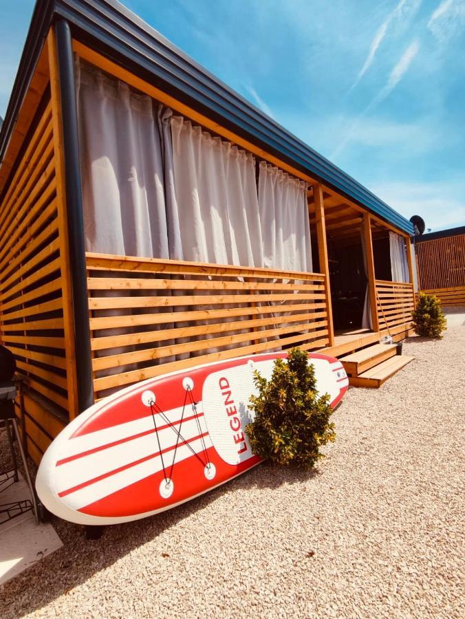 Mobile Home Peponi Del Mar, Brand New Биоград на Мору Екстериор снимка