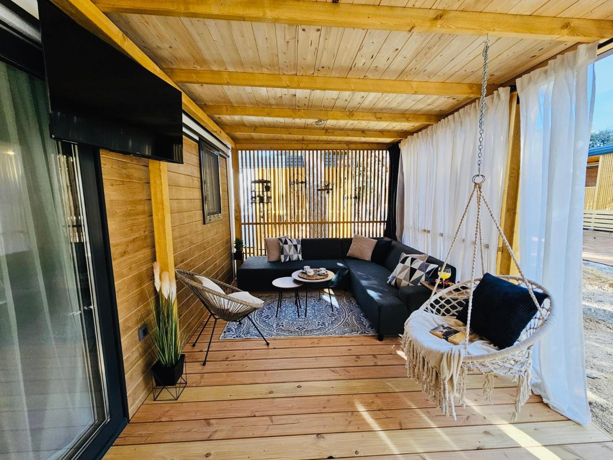 Mobile Home Peponi Del Mar, Brand New Биоград на Мору Екстериор снимка